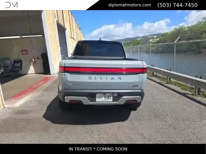 Used 2024 Rivian R1T Adventure AWD/4WD image 5