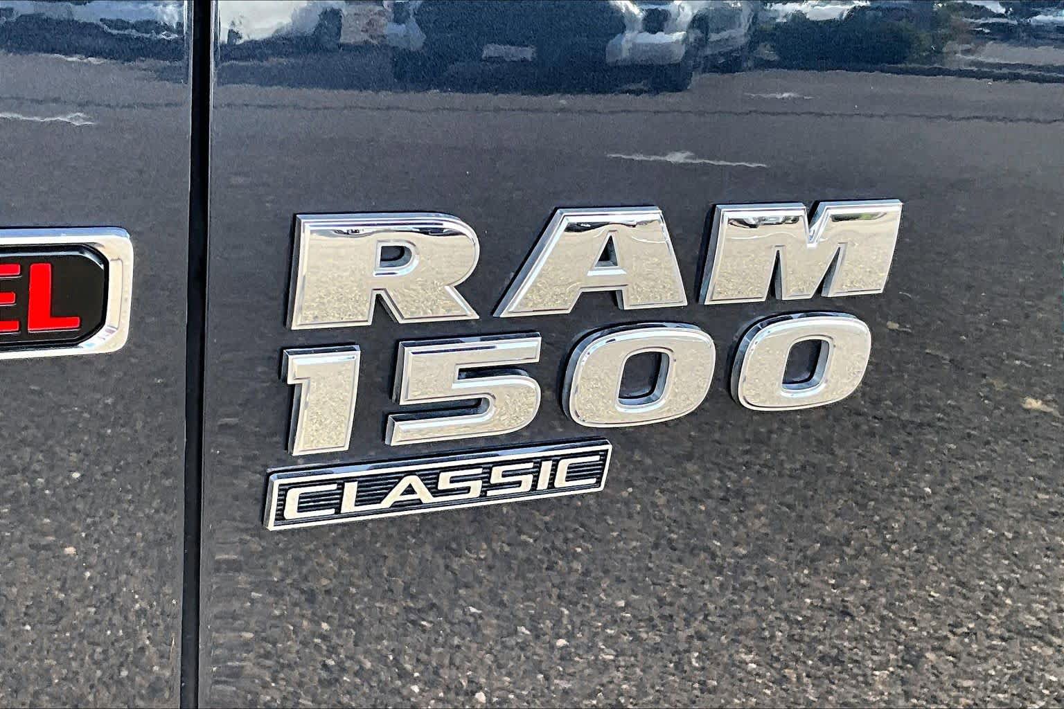 Used 2019 RAM 1500 Tradesman w/ Chrome Appearance Group RWD image 30