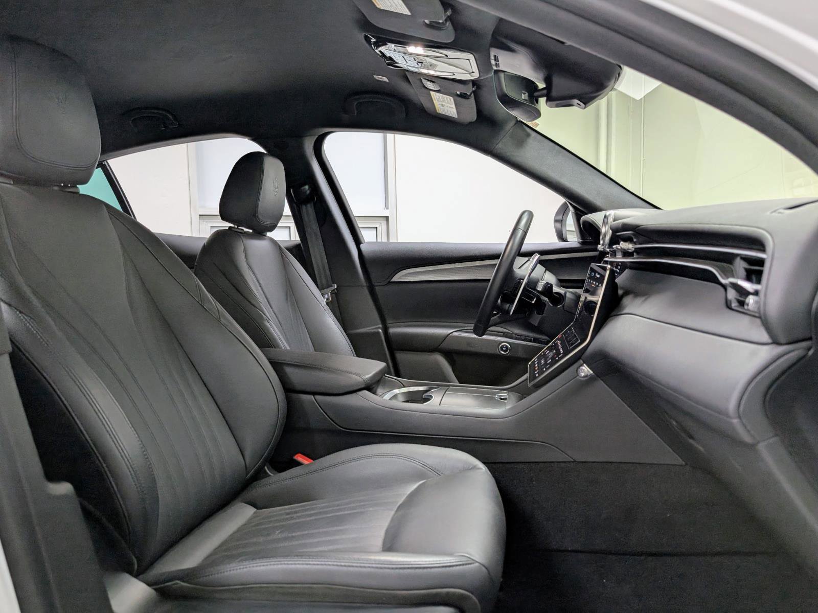 Used 2023 Maserati Grecale GT image 25