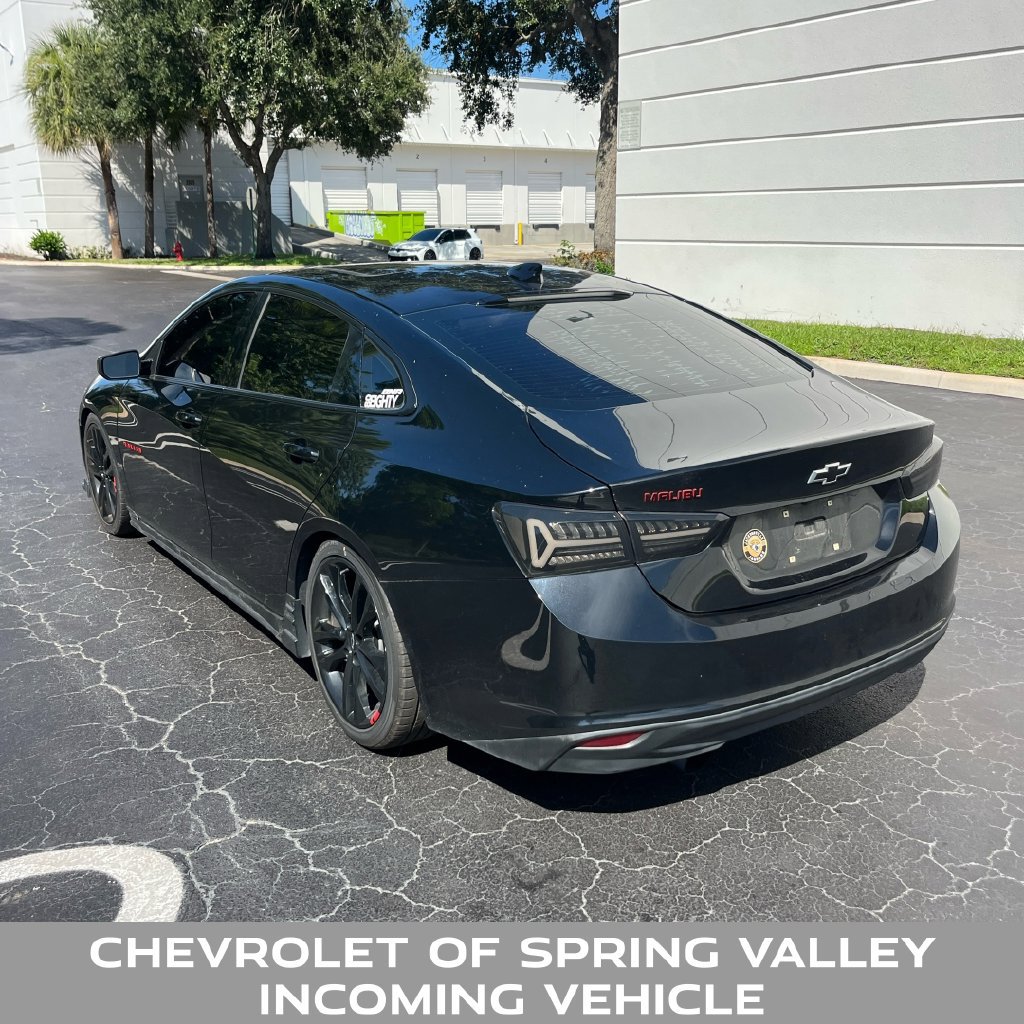 Used 2022 Chevrolet Malibu LT w/ Leather Package FWD image 3