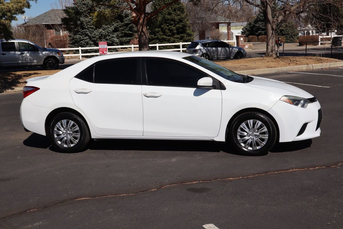 Used 2014 Toyota Corolla L image 3