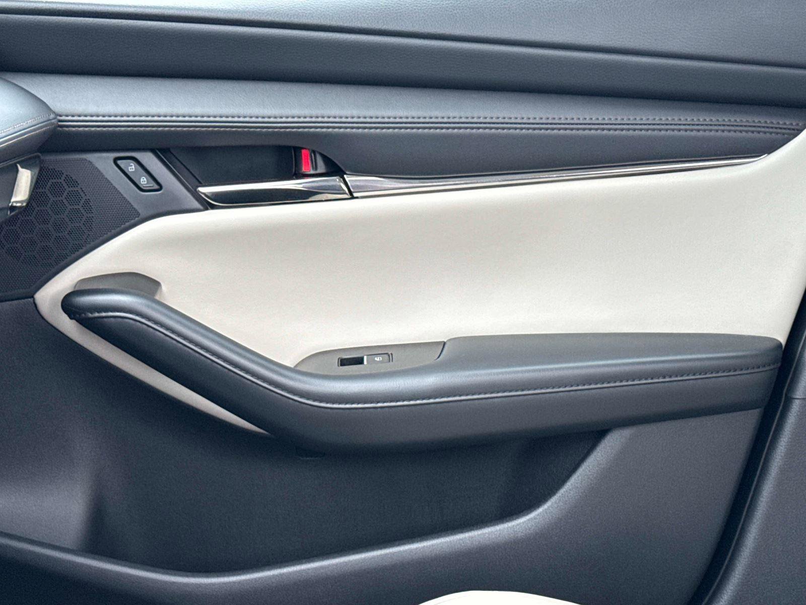 Certified 2023 MAZDA MAZDA3 s image 19