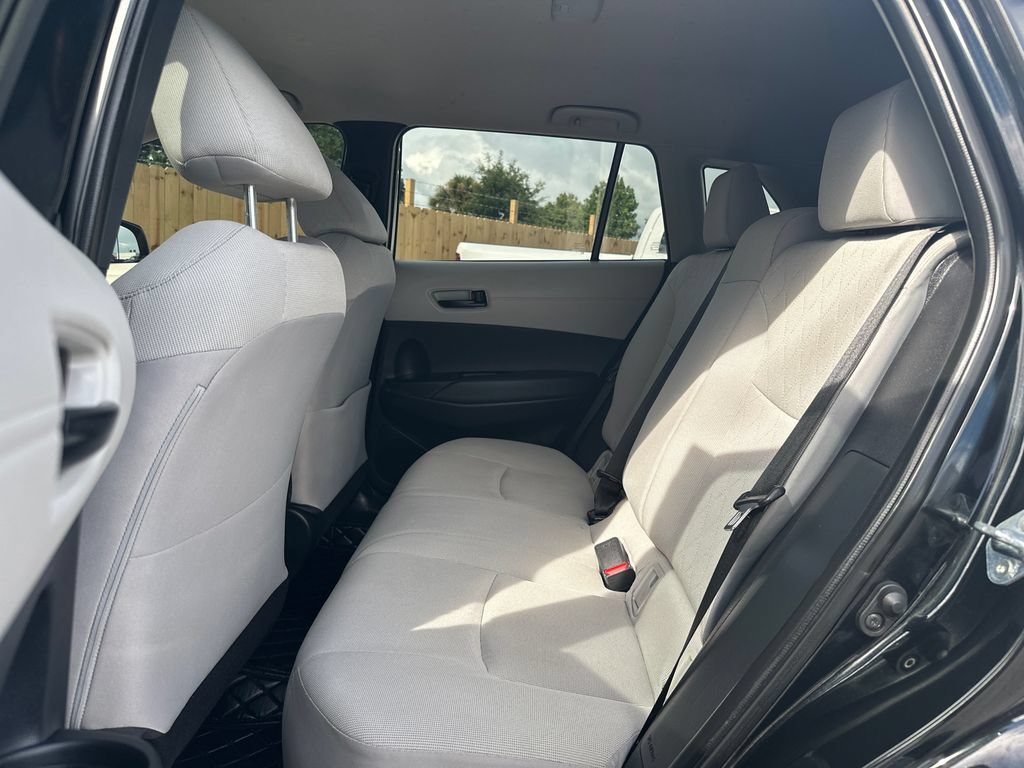 Used 2022 Toyota Corolla Cross L FWD image 12