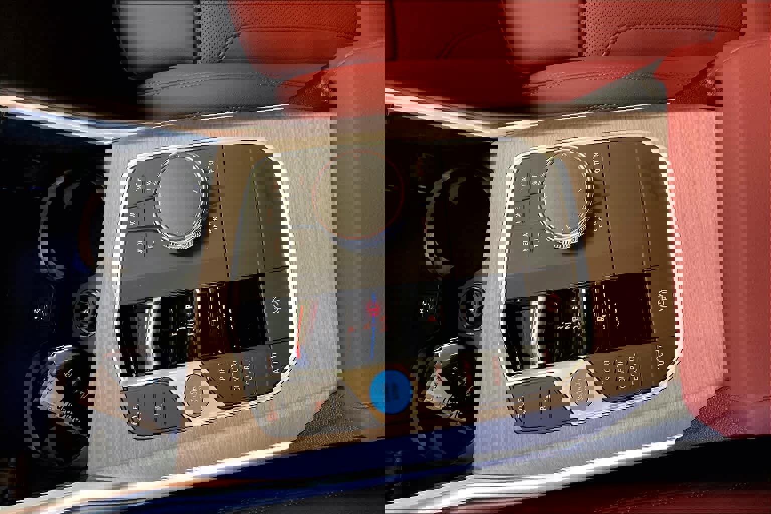 Used 2025 BMW i4 eDrive40 w/ Premium Package image 7