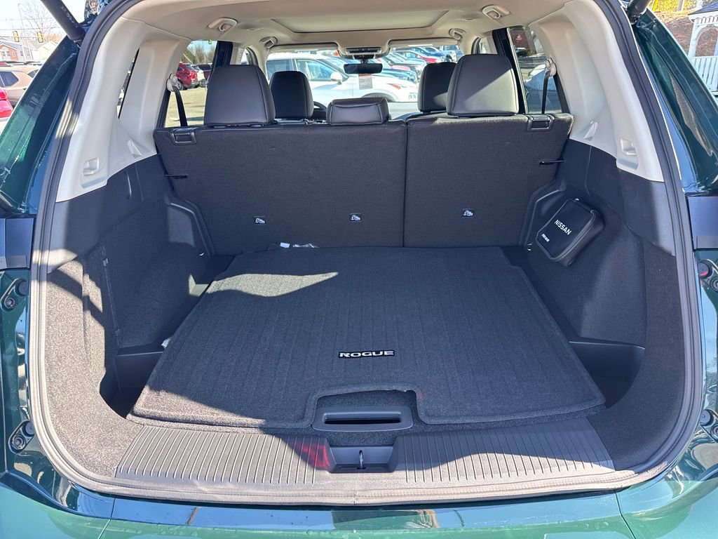 New 2026 Nissan Rogue SV image 24