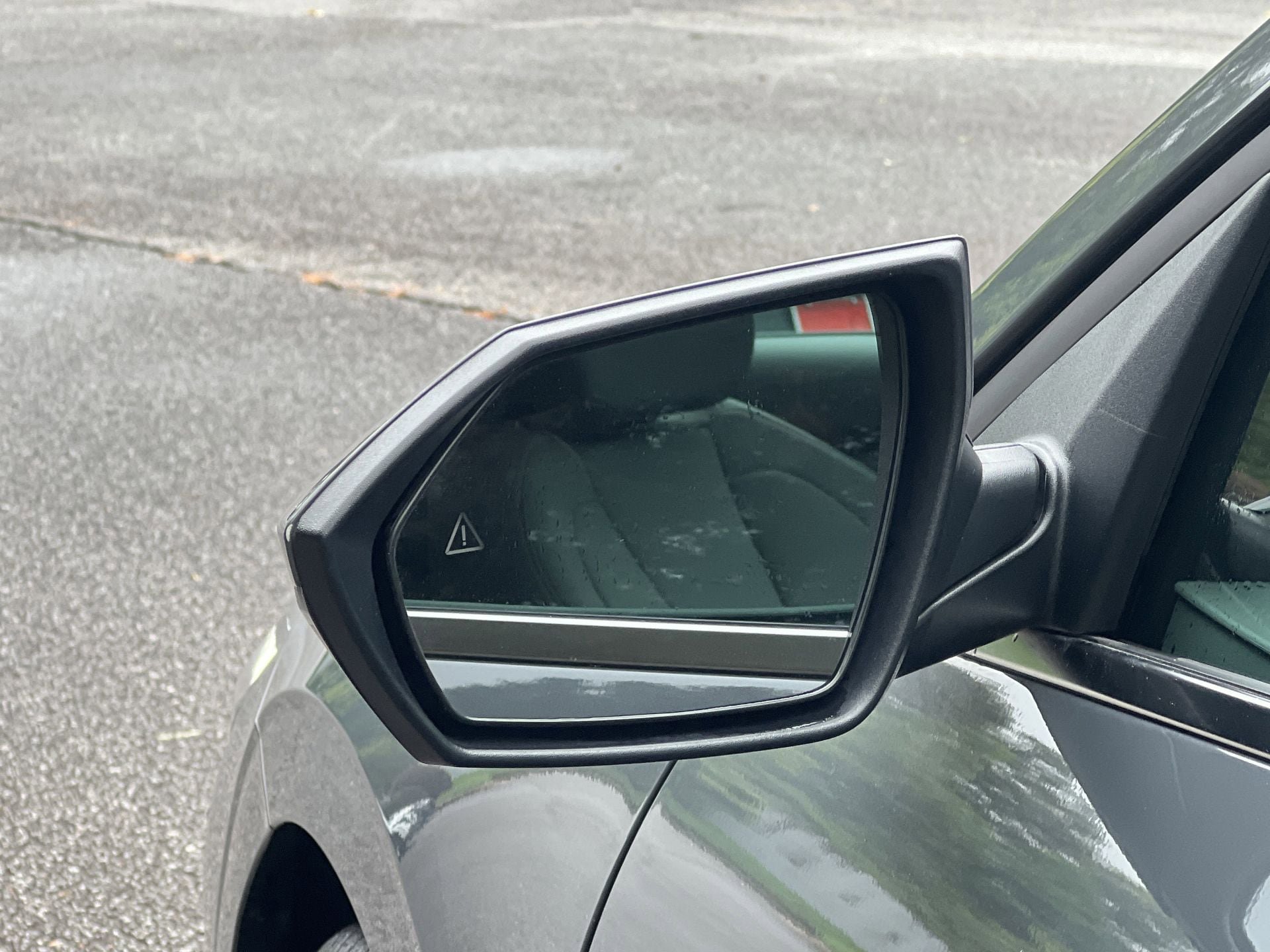 Used 2025 Hyundai Elantra SEL FWD image 31