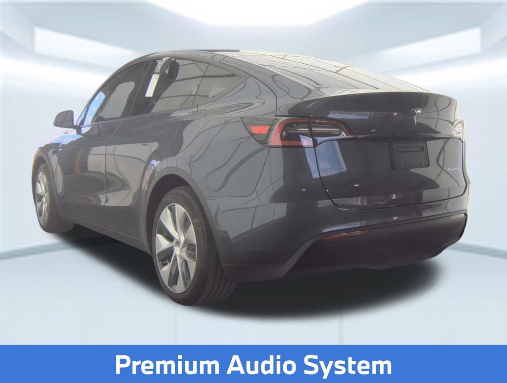 Used 2021 Tesla Model Y Long Range image 4