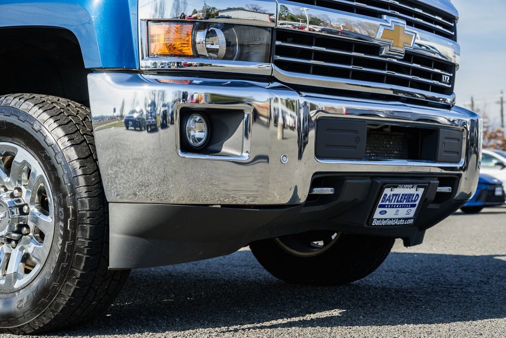Used 2019 Chevrolet Silverado 3500 LTZ w/ Duramax Plus Package image 13