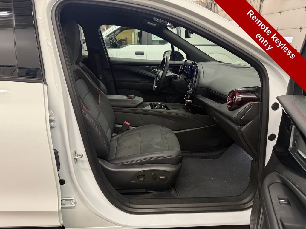 Used 2024 Chevrolet Blazer EV RS image 46