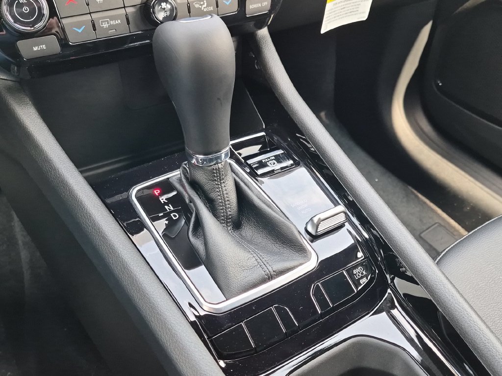 New 2026 Jeep Compass Limited AWD/4WD image 12