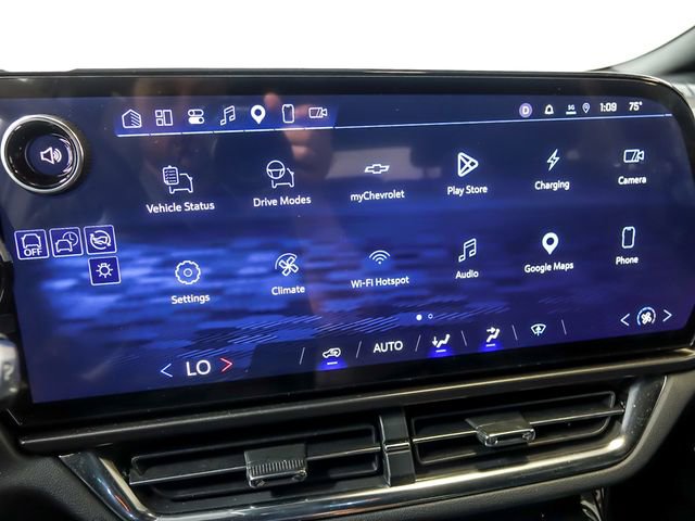 Used 2026 Chevrolet Equinox EV LT FWD image 20