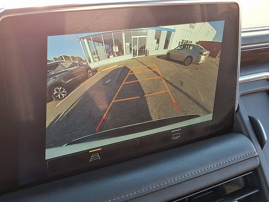 Used 2023 Chevrolet Suburban LT image 20