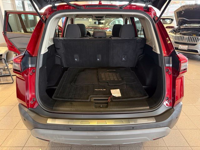 Used 2021 Nissan Rogue SV AWD/4WD image 24