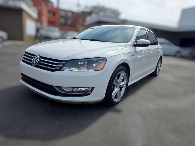 Used 2015 Volkswagen Passat 1.8T Limited Edition FWD image 5