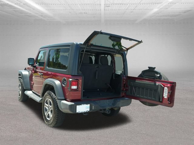 Used 2022 Jeep Wrangler Sport AWD/4WD image 15