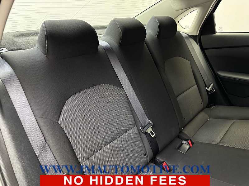 Used 2024 Kia Forte LXS FWD image 18