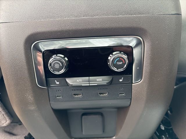 New 2026 Chevrolet Suburban Z71 w/ Z71 Off-Road Package image 16