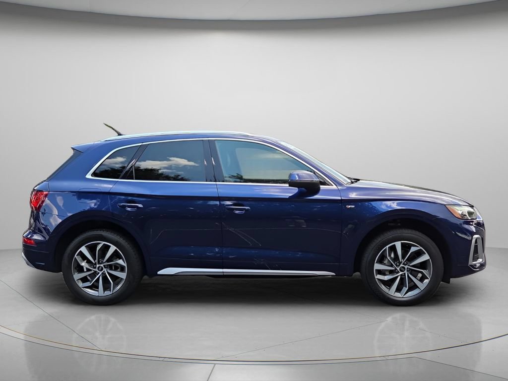 Used 2023 Audi Q5 2.0T Premium w/ Convenience Package AWD/4WD image 9