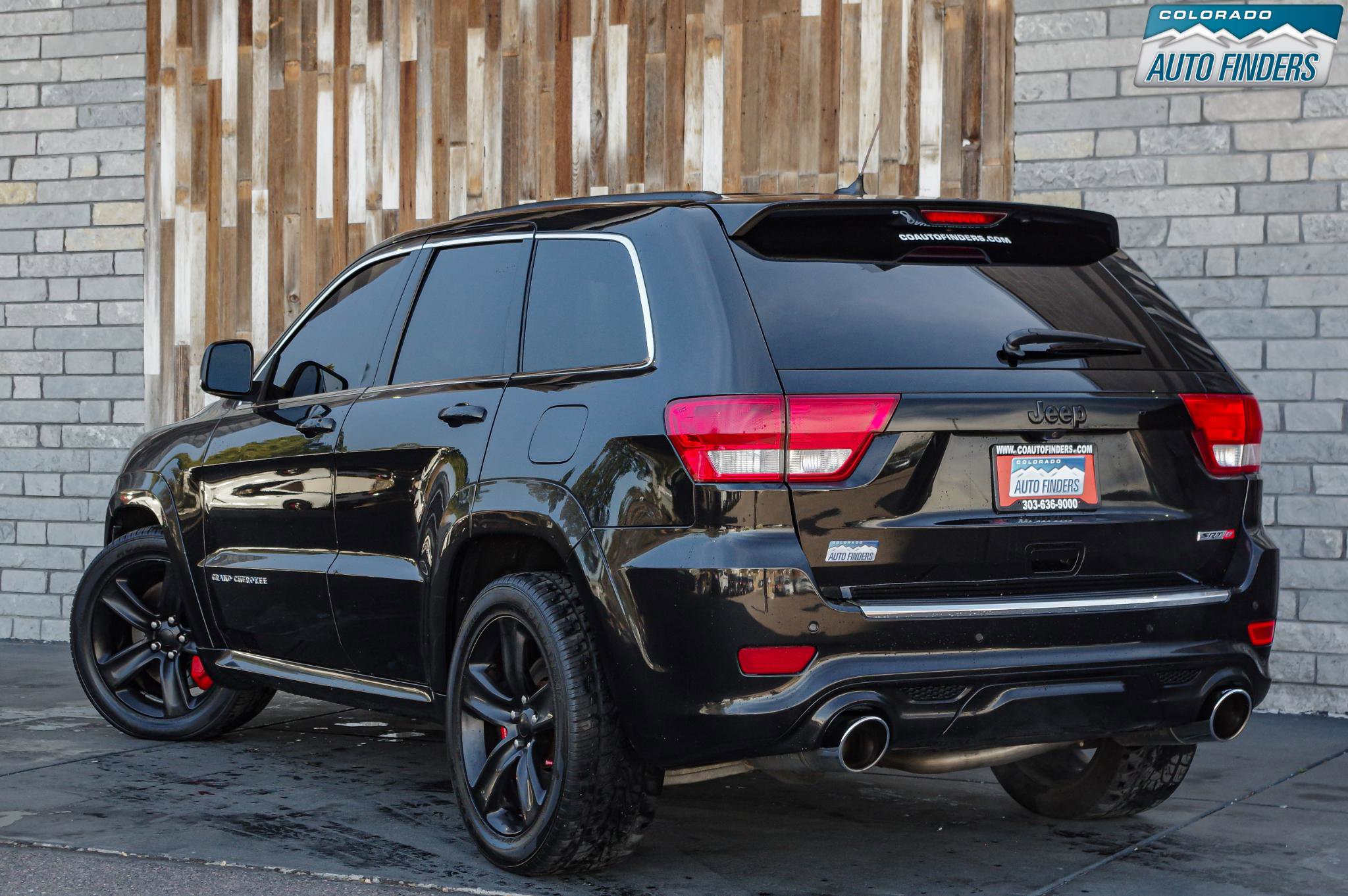 Used 2012 Jeep Grand Cherokee SRT8 w/ Luxury Group II AWD/4WD image 4
