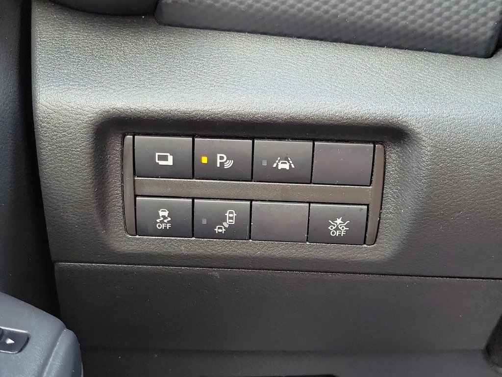 Used 2023 Nissan Kicks S FWD image 28