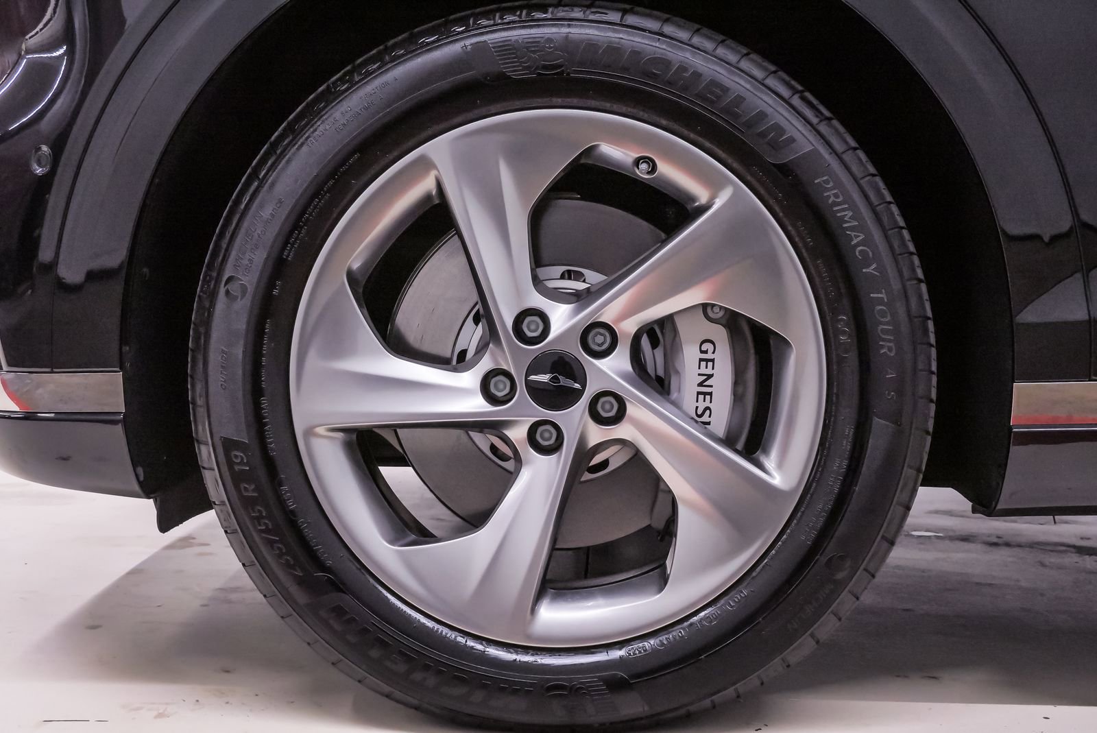 Certified 2026 Genesis GV70 2.5T Advanced image 26