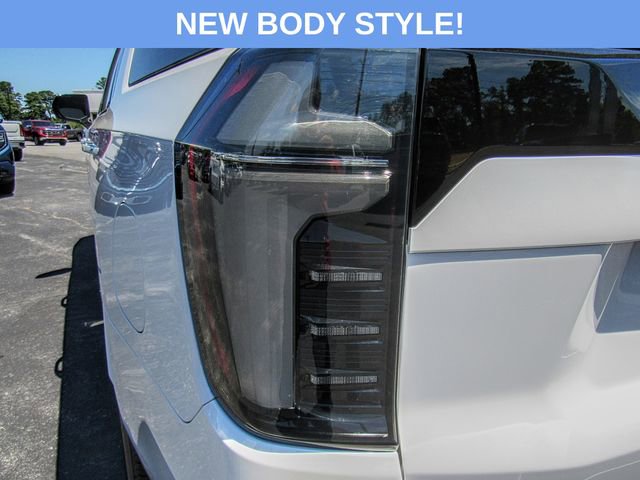 New 2025 Chevrolet Suburban Premier image 6