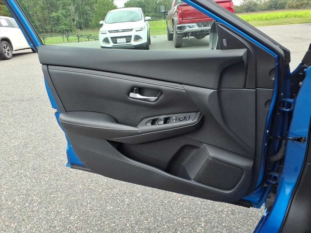 Used 2021 Nissan Sentra SV image 16