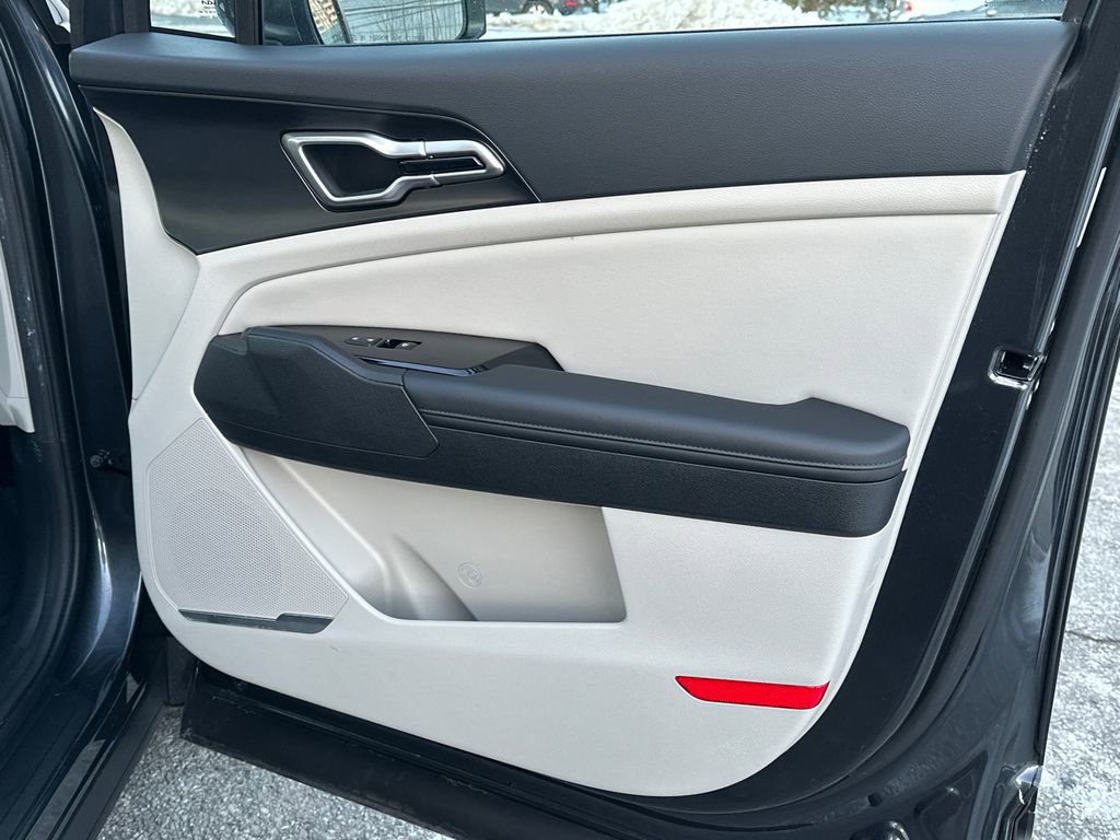 Certified 2024 Kia Sportage EX image 15