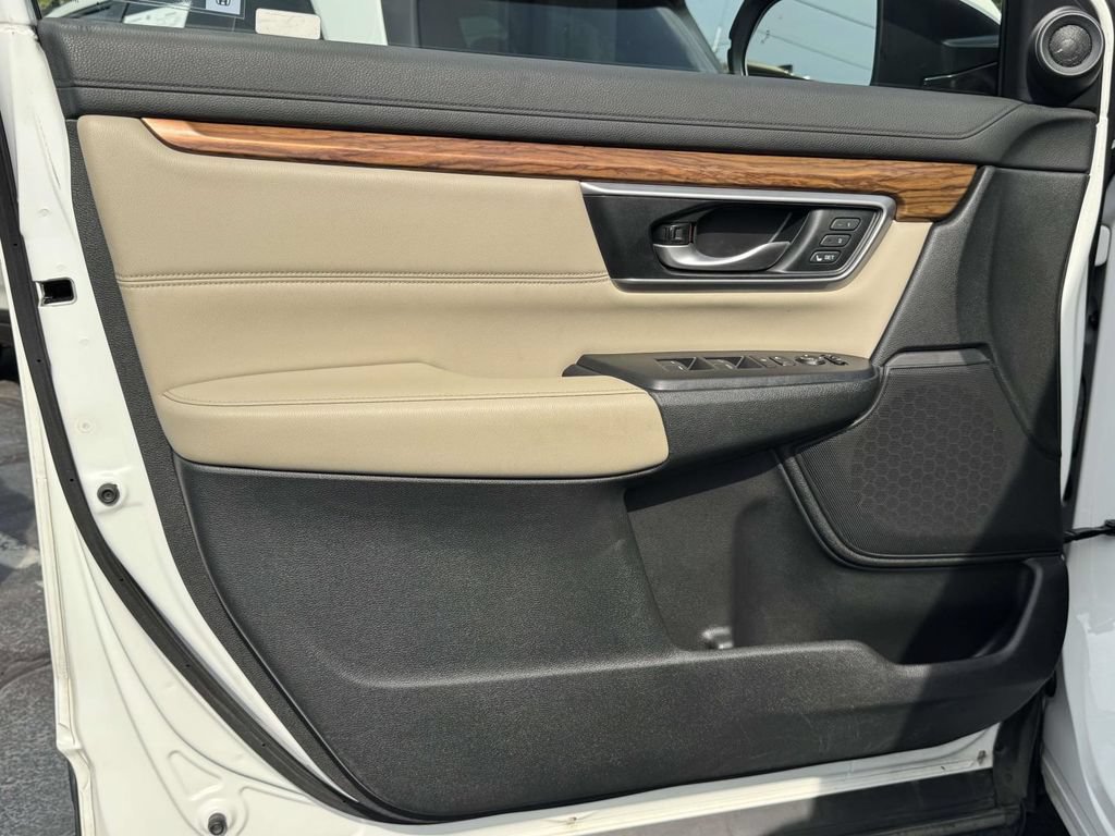 Used 2017 Honda CR-V EX-L image 16