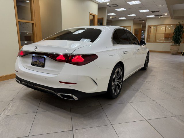 Used 2025 Mercedes-Benz E 350 Sedan image 5