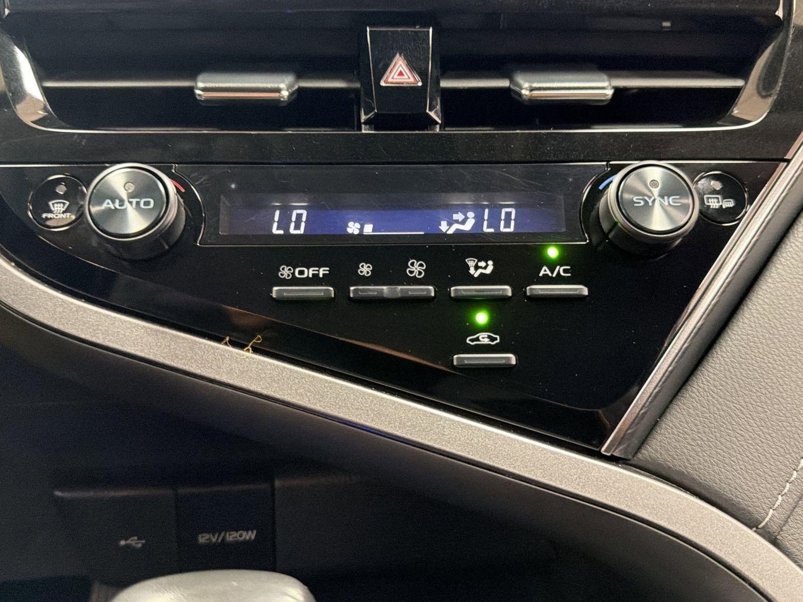 Used 2024 Toyota Camry SE AWD/4WD image 22