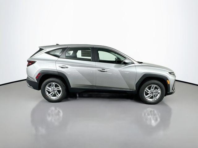 New 2026 Hyundai Tucson SE AWD/4WD image 9