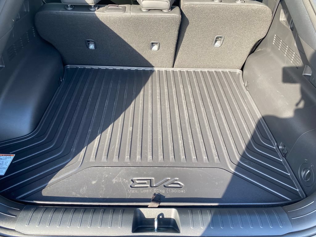 Used 2023 Kia EV6 Wind w/ Wind Technology Package AWD/4WD image 11