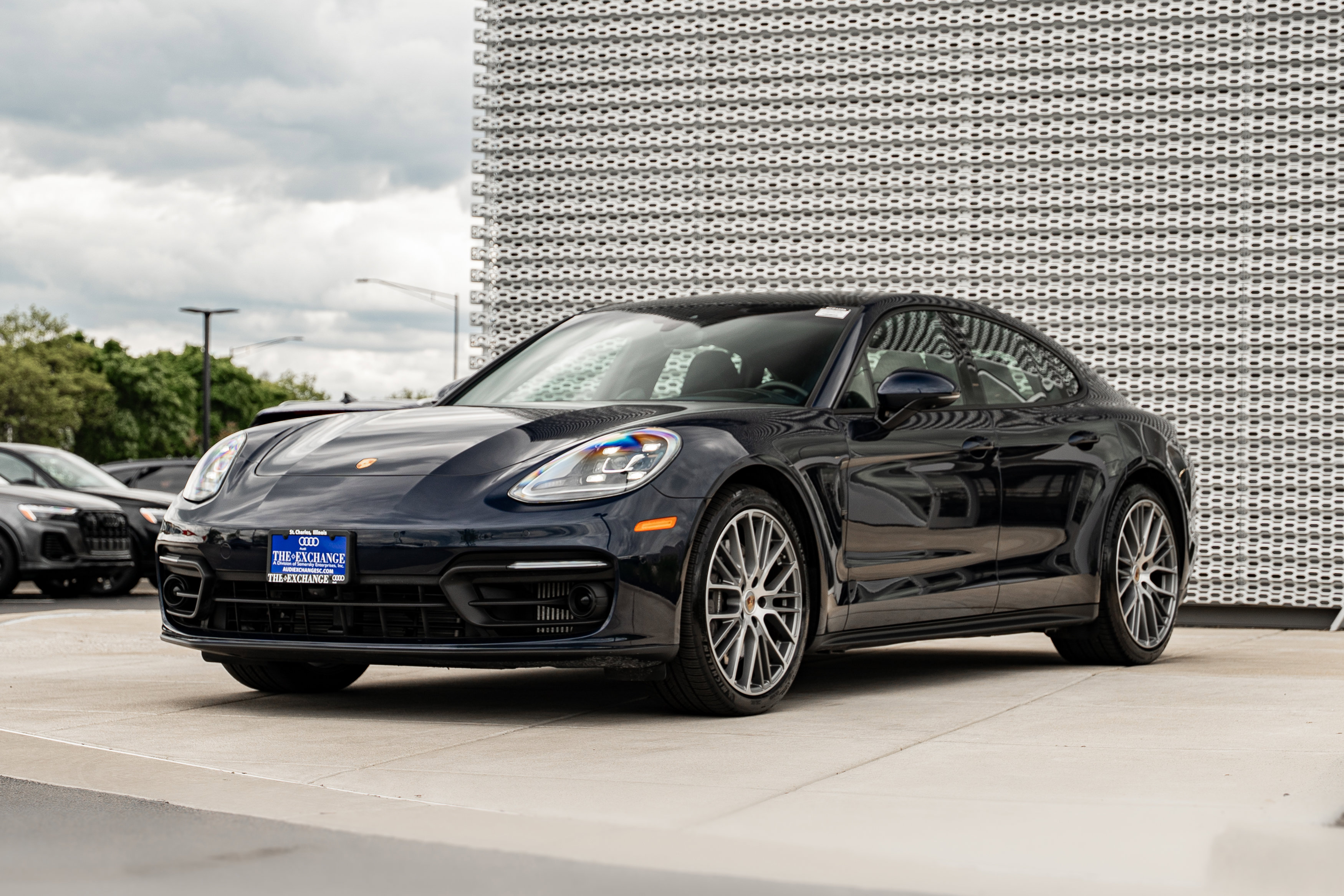 Used 2021 Porsche Panamera 4 AWD/4WD image 7