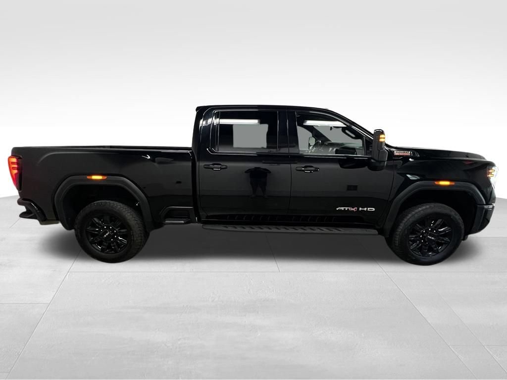 Used 2024 GMC Sierra 3500 AT4 w/ AT4 Premium Plus Package AWD/4WD image 2