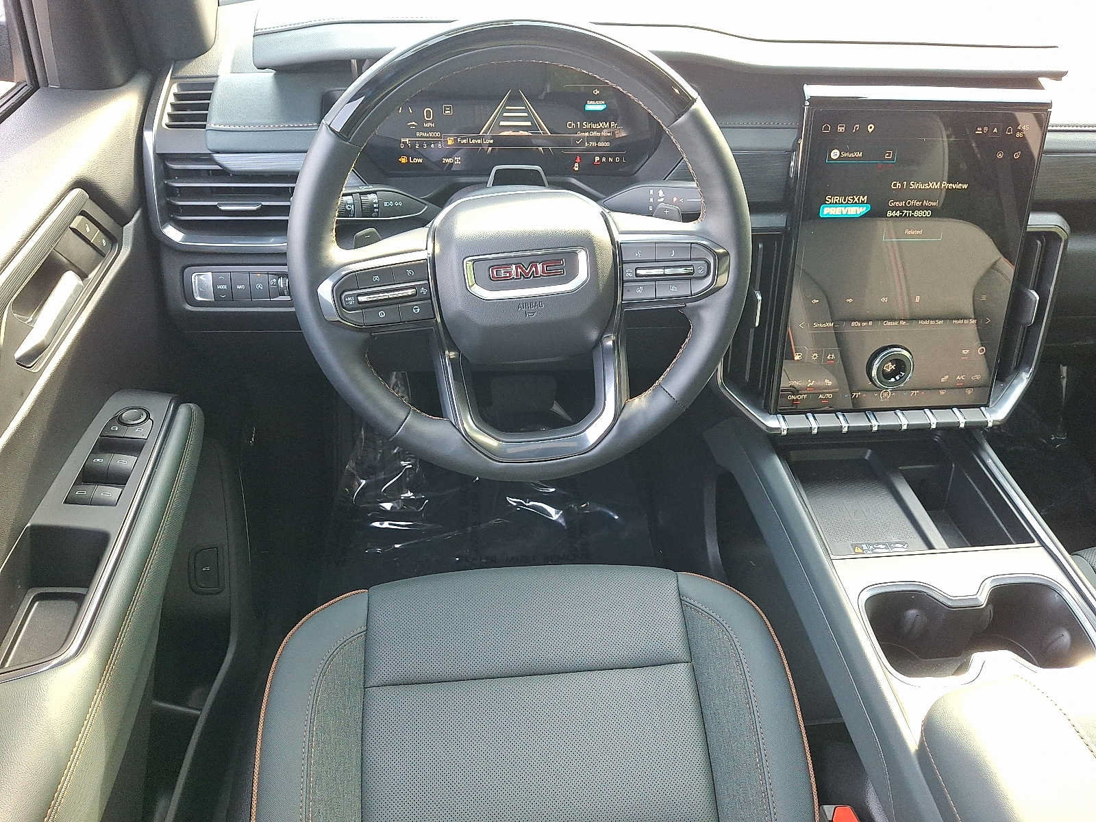 Used 2026 GMC Acadia AT4 w/ Super Cruise Package AWD/4WD image 12