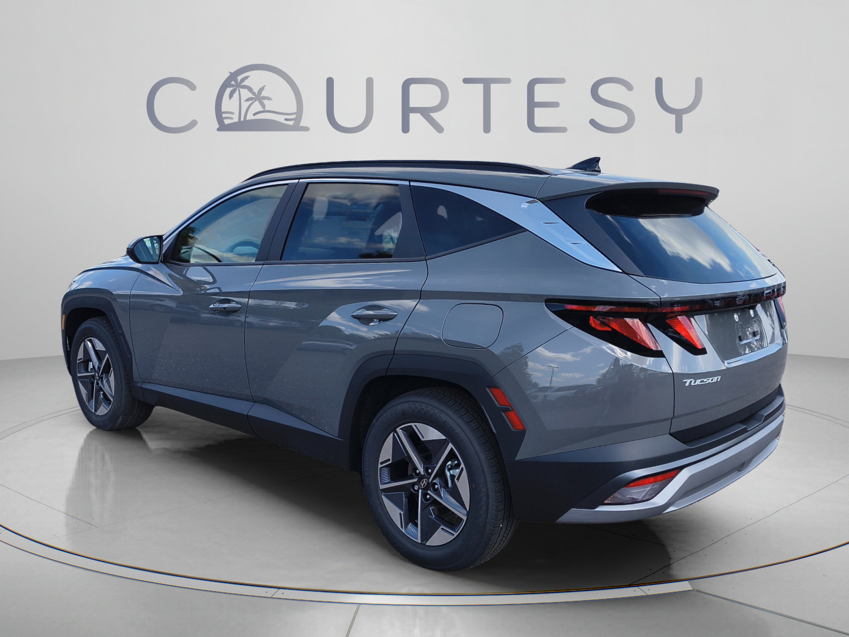 New 2026 Hyundai Tucson SEL FWD image 3