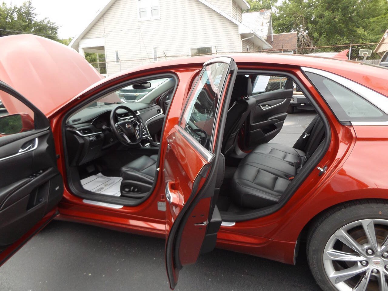 Used 2013 Cadillac XTS FWD image 11