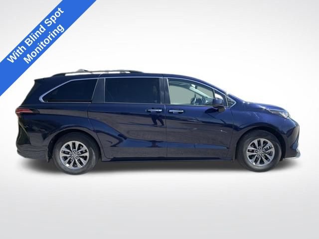 Used 2022 Toyota Sienna XLE w/ XLE Plus Package video 2