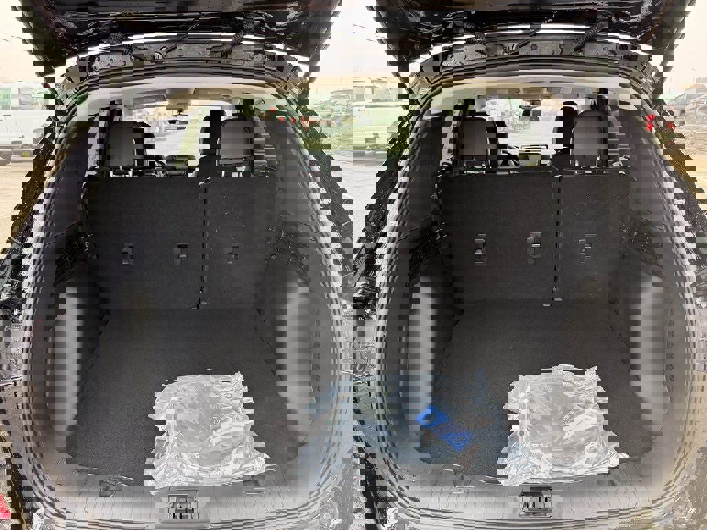 New 2026 Ford Escape SE FWD image 15