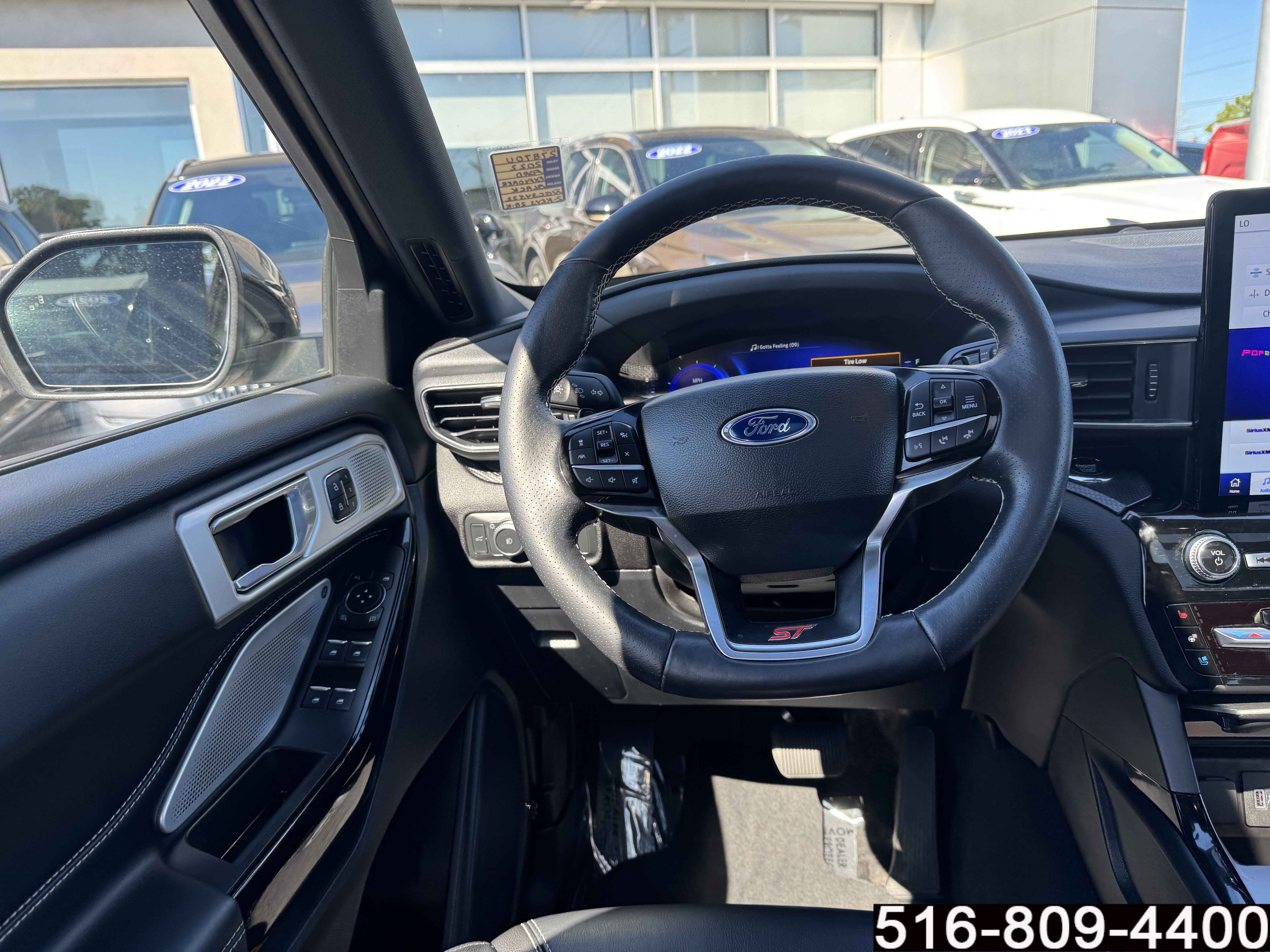 Used 2022 Ford Explorer ST w/ Equipment Group 401A AWD/4WD image 15