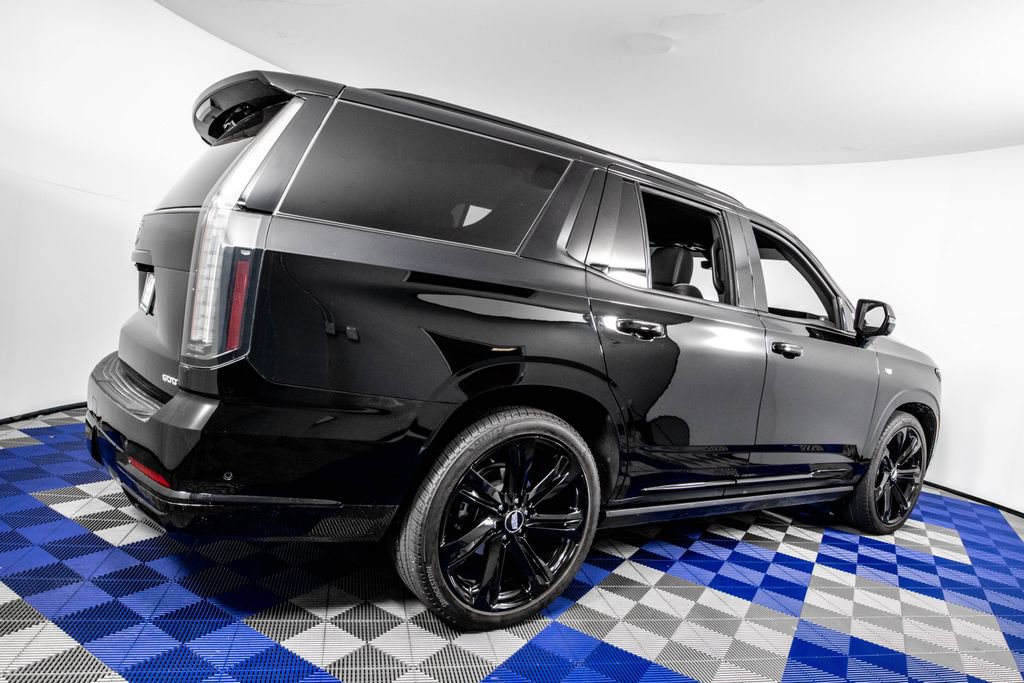 Used 2025 Cadillac Escalade Sport w/ Touring Package image 5