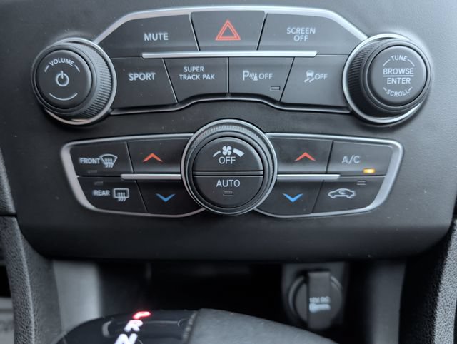 Used 2021 Dodge Charger R/T w/ Driver Convenience Group RWD image 19