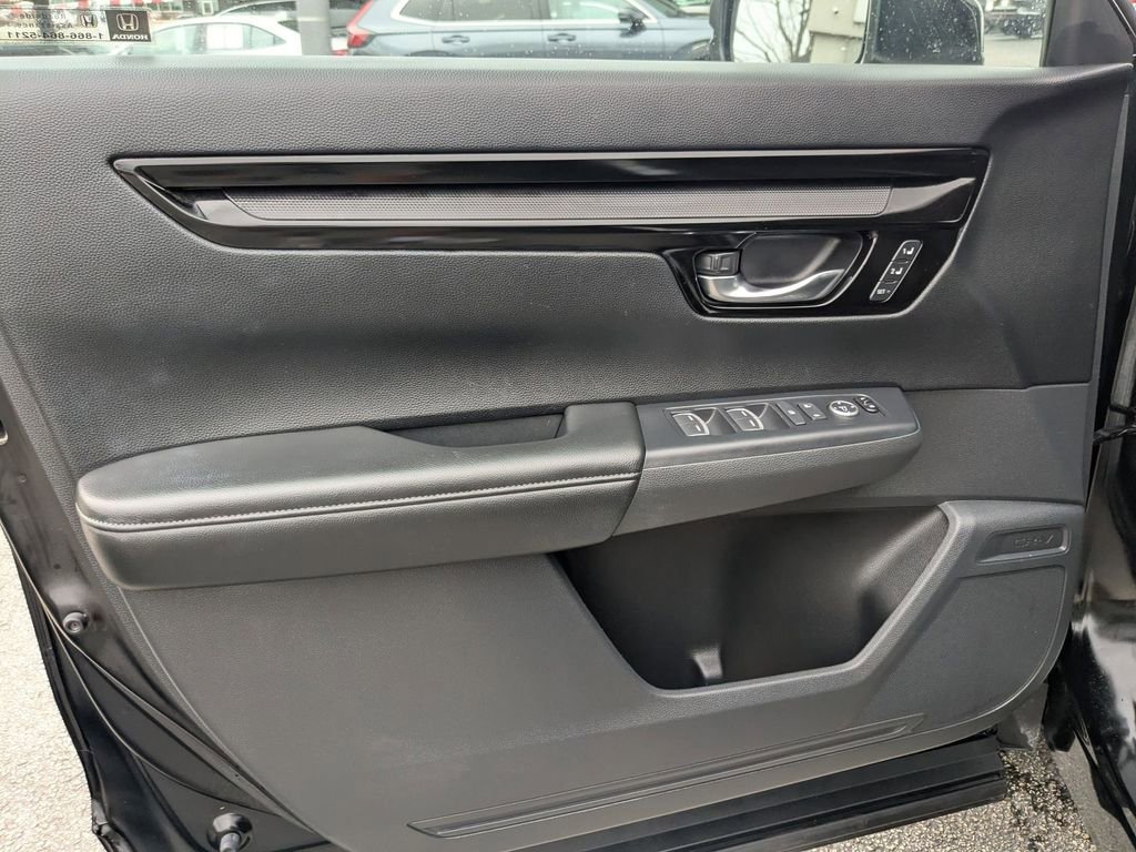 Used 2025 Honda CR-V EX-L image 14