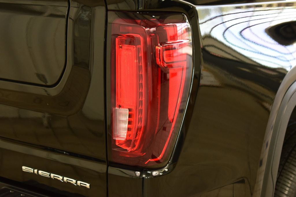 Used 2024 GMC Sierra 1500 Denali w/ Denali Reserve Package AWD/4WD image 21