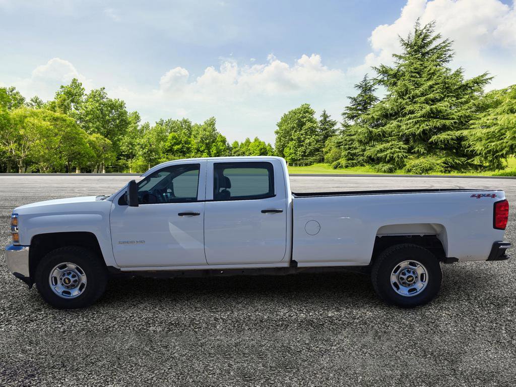 Used 2017 Chevrolet Silverado 2500 W/T AWD/4WD image 4