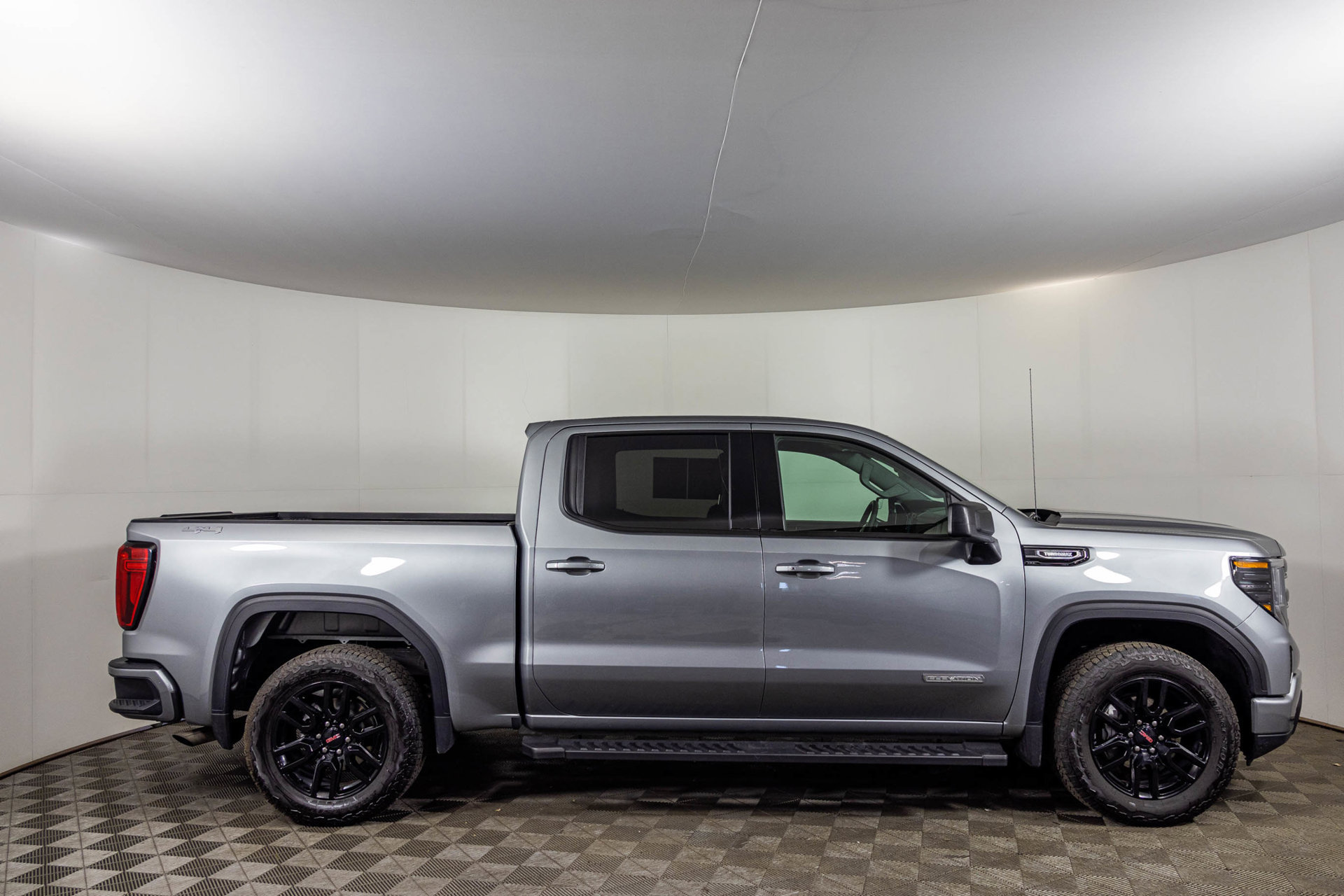 Used 2026 GMC Sierra 1500 Elevation AWD/4WD image 14