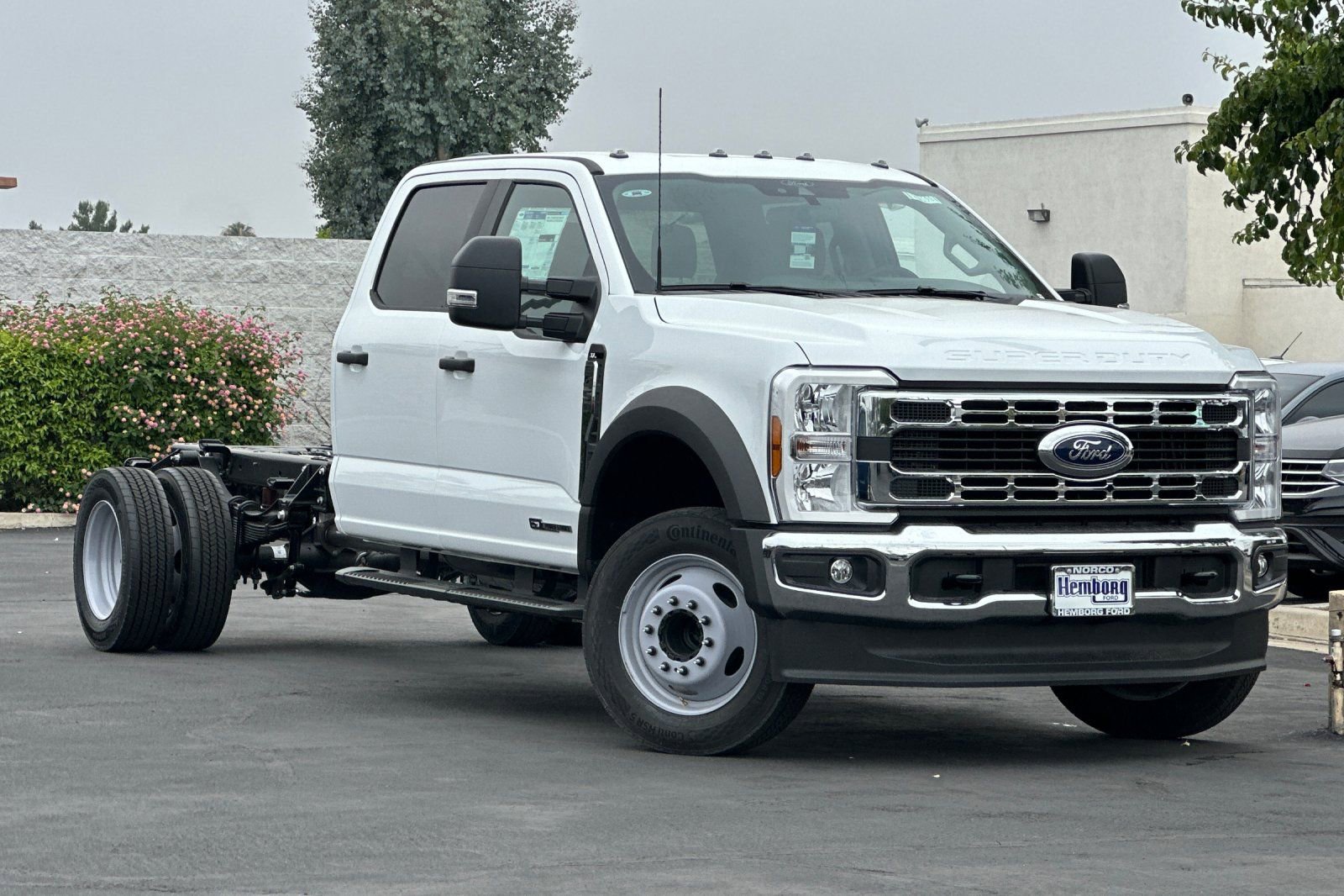 New 2025 Ford F450 XL RWD image 2