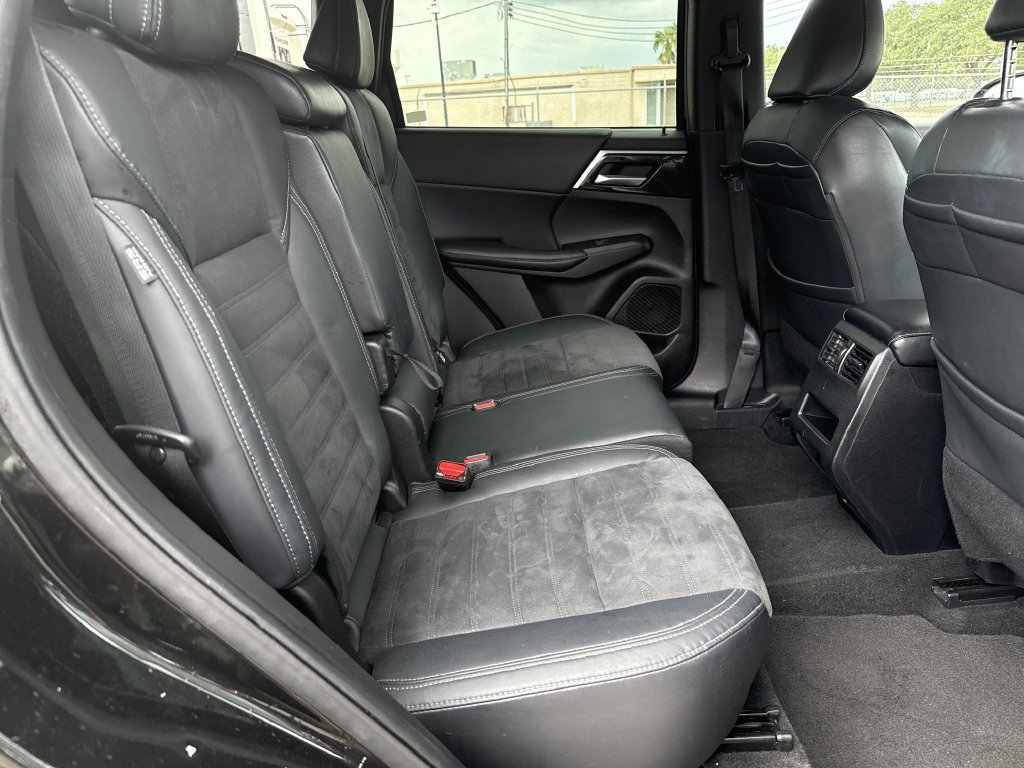 Used 2022 Mitsubishi Outlander SE FWD image 26