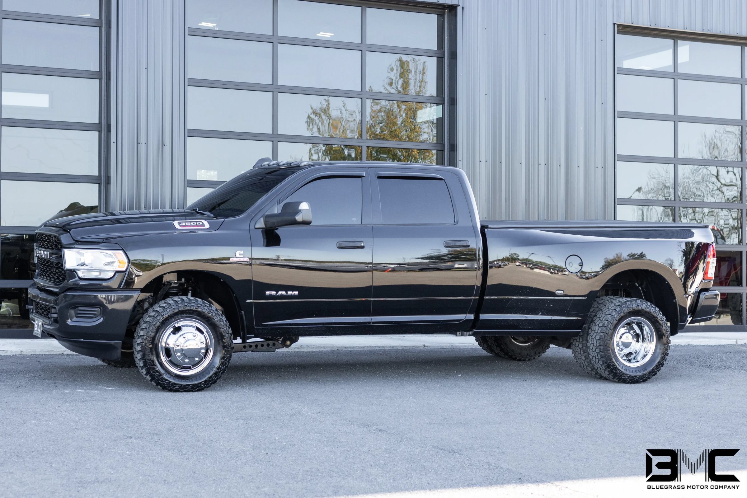 Used 2019 RAM 3500 Tradesman AWD/4WD image 3